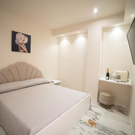 B&B Dominus Luxury Rooms 트로페아 외부 사진