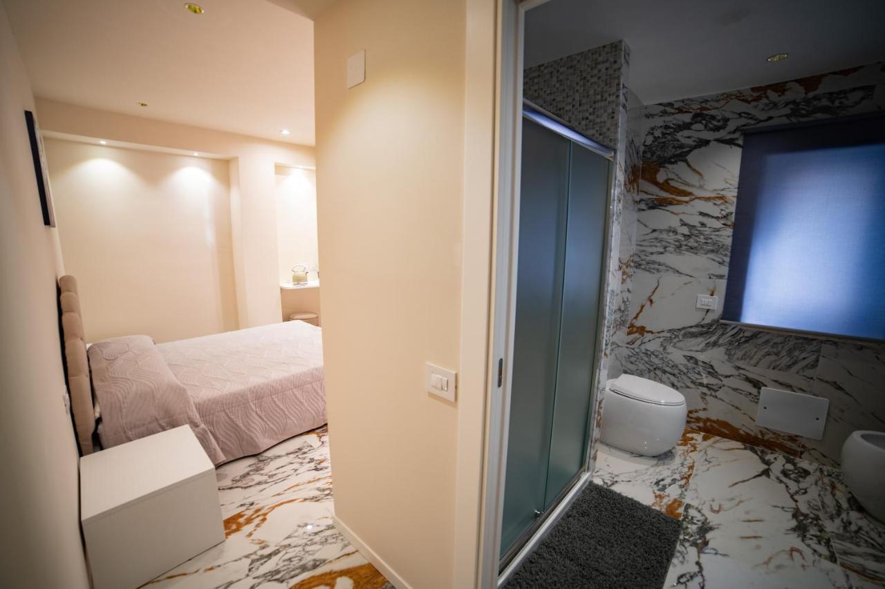 B&B Dominus Luxury Rooms 트로페아 외부 사진