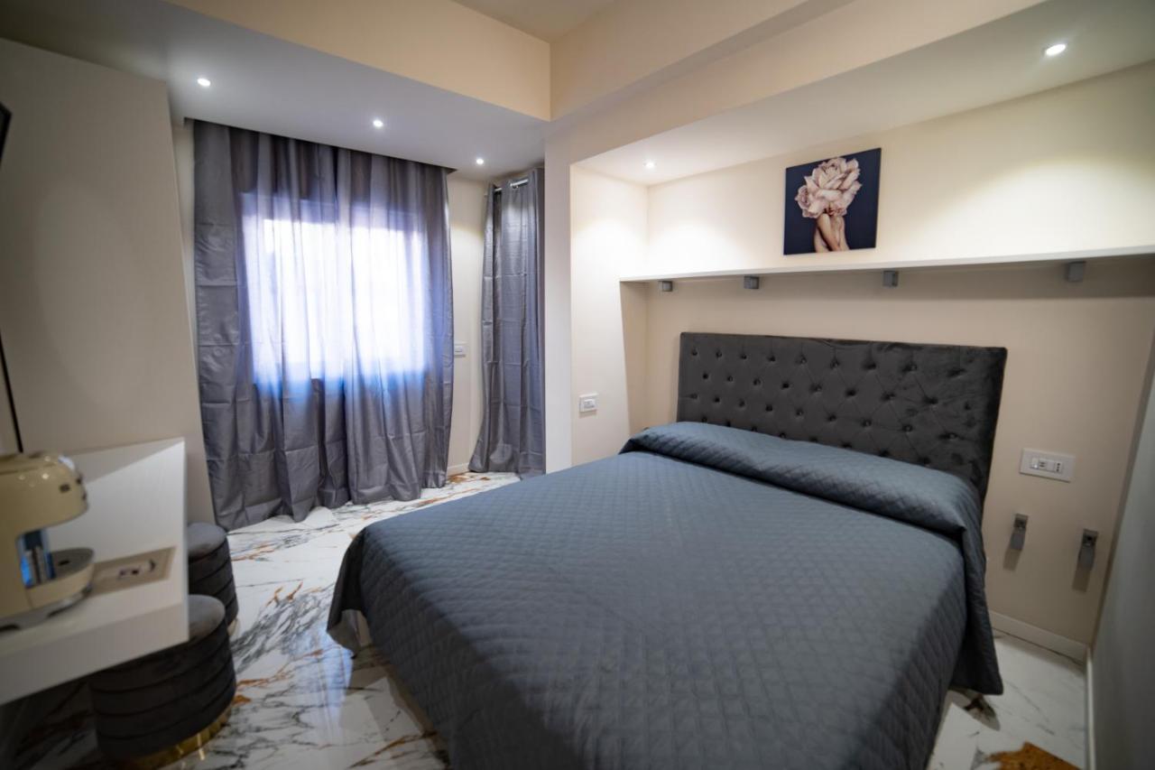 B&B Dominus Luxury Rooms 트로페아 외부 사진